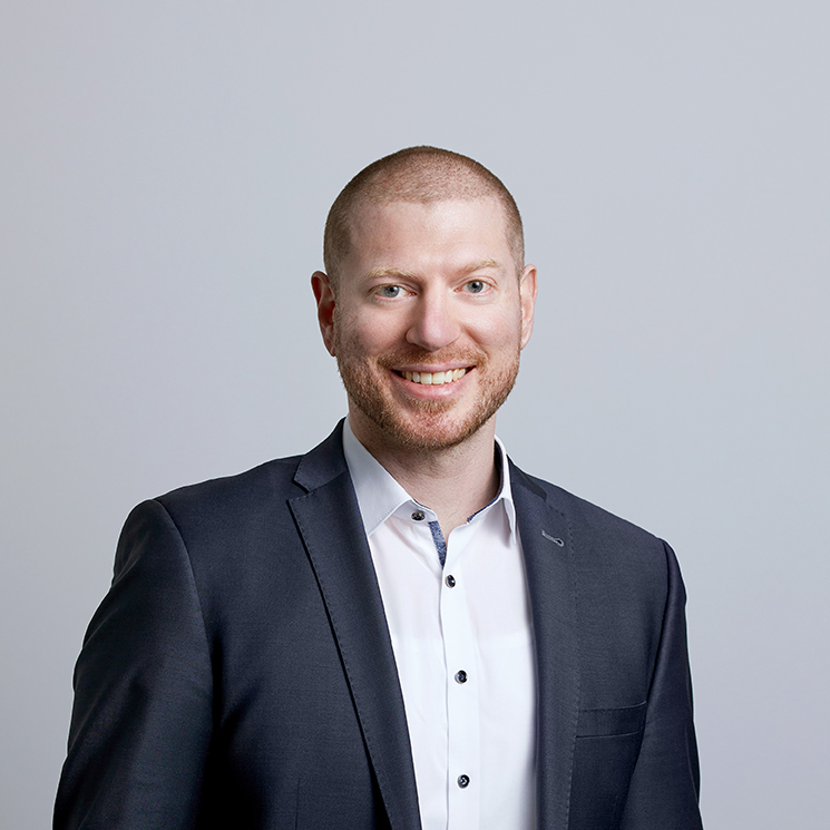 20221111_Akay-Zafer-klein